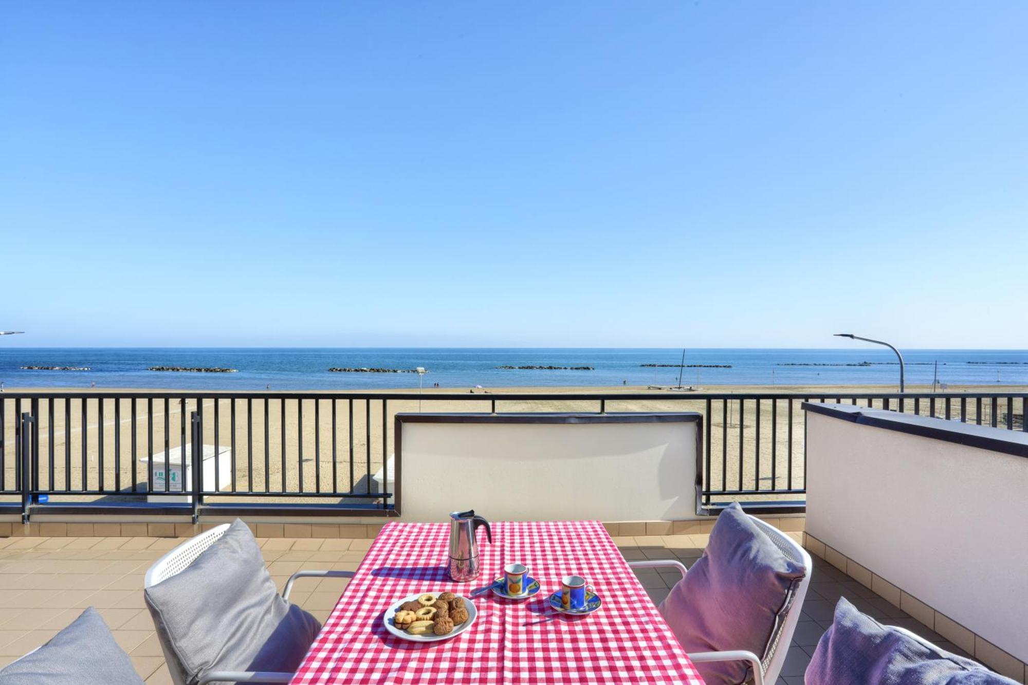 Mazzarosa Residence Розето-дельи-Абруцци Экстерьер фото