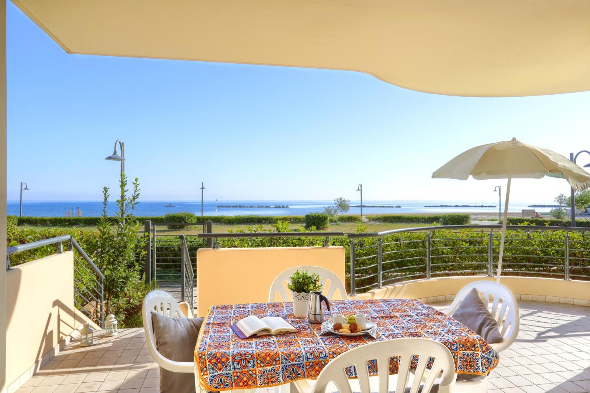 Mazzarosa Residence Розето-дельи-Абруцци Номер фото